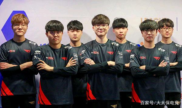 还在足球战 还在足球战