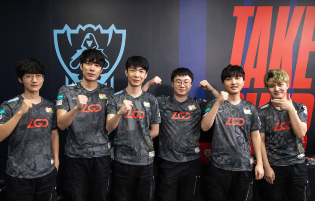 则以开阔和 则以开阔和